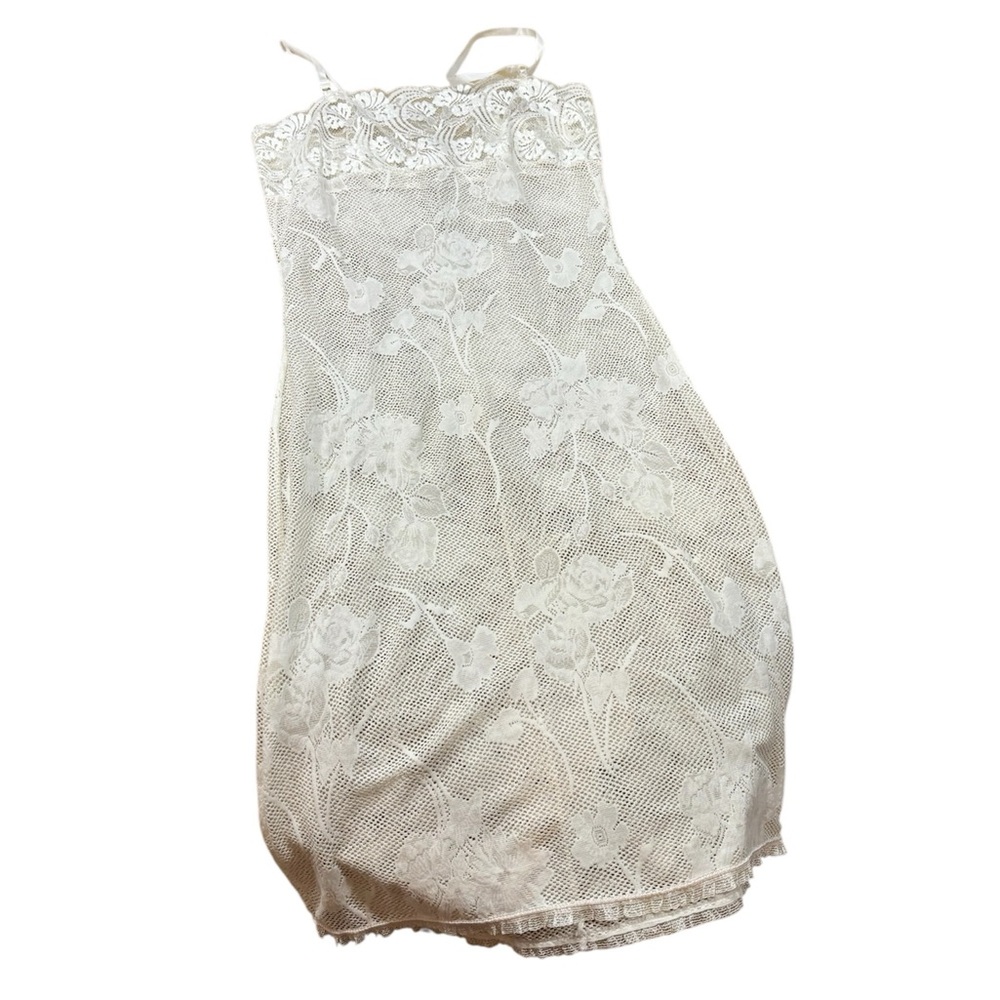 Victoria’s Secret stretch lace chemise size L